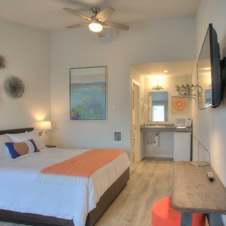 Ocean Shores Resort (Adults Only) Esterno foto