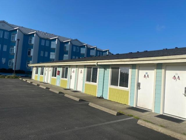Ocean Shores Resort (Adults Only) Esterno foto