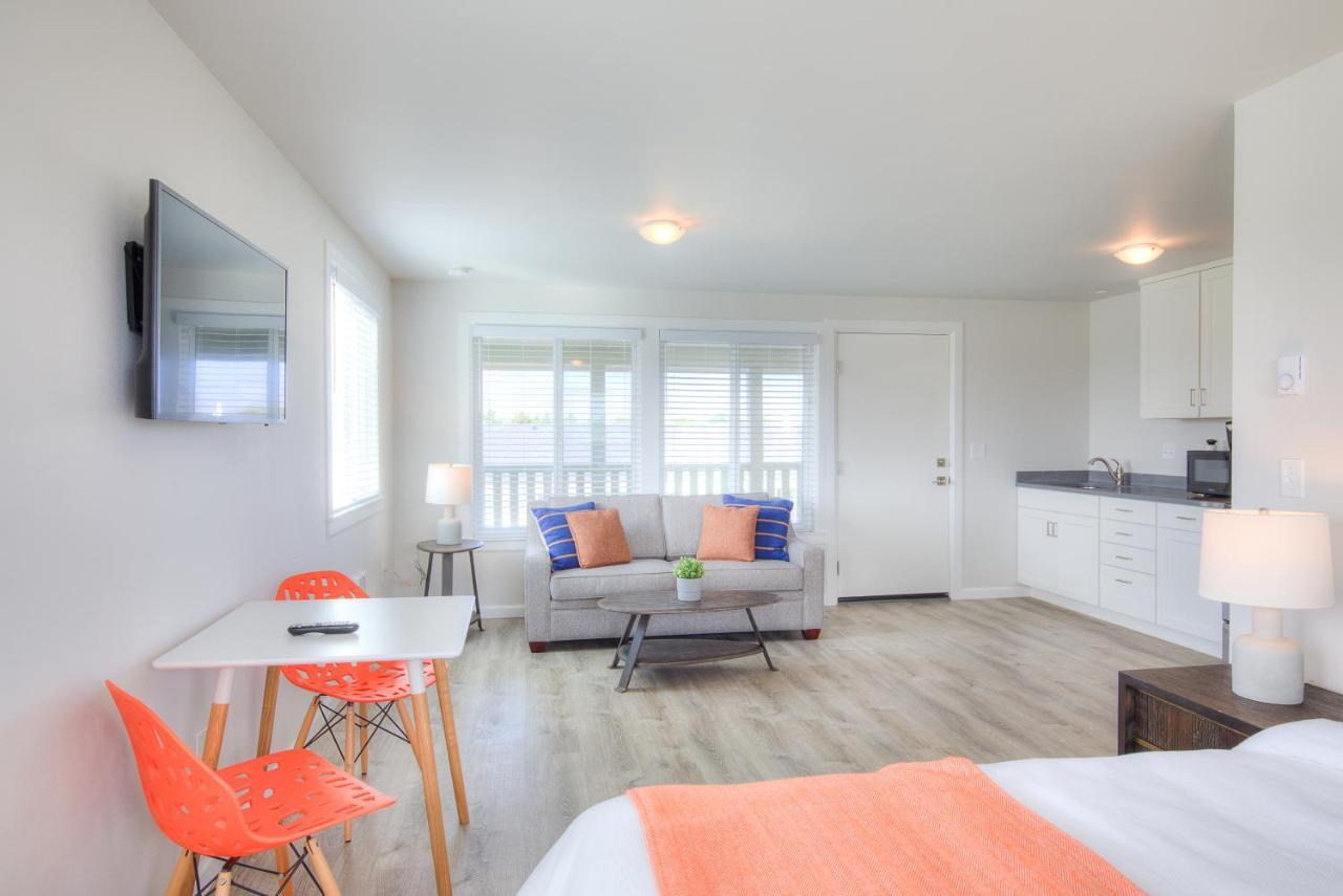 Ocean Shores Resort (Adults Only) Esterno foto